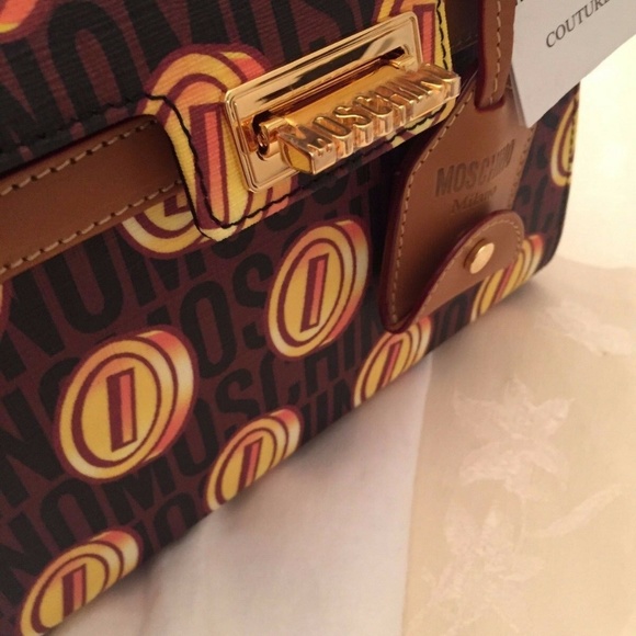 ❌SOLD❌ Moschino Couture Super Mario Brothers Bag - Picture 5 of 8